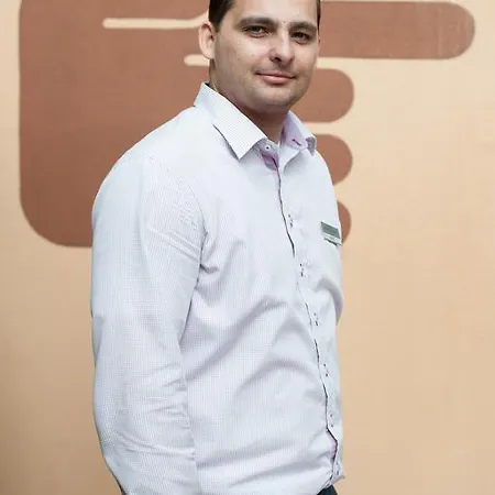 מלון Ostrov Tisá