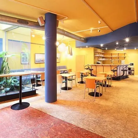 Hotel Ostrov 4*