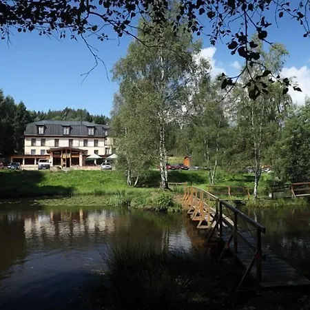 Ostrov Hotel 4*