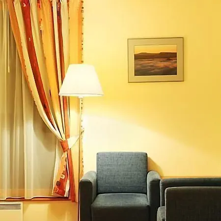 Ostrov 4*