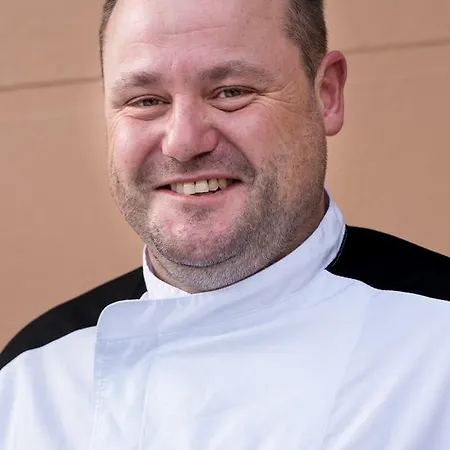 מלון Ostrov Tisá