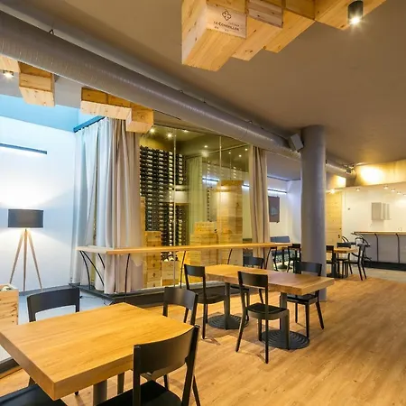 Ostrov Hotel 4*