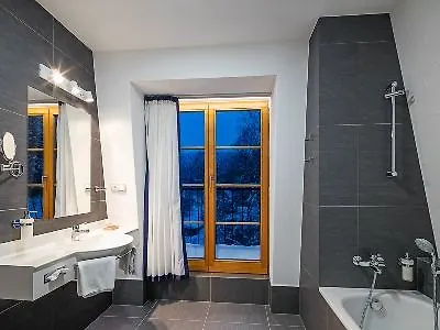 Hotel Ostrov