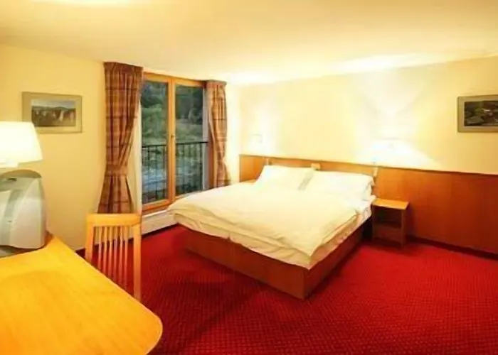 Ostrov Otel 4*