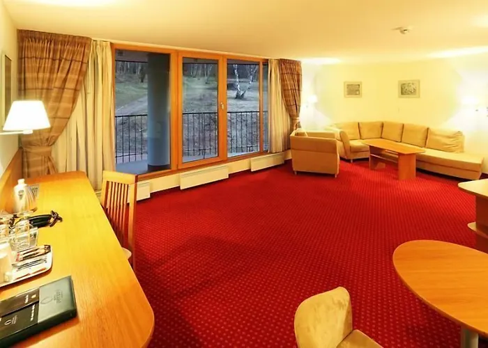 Ostrov Hotel
